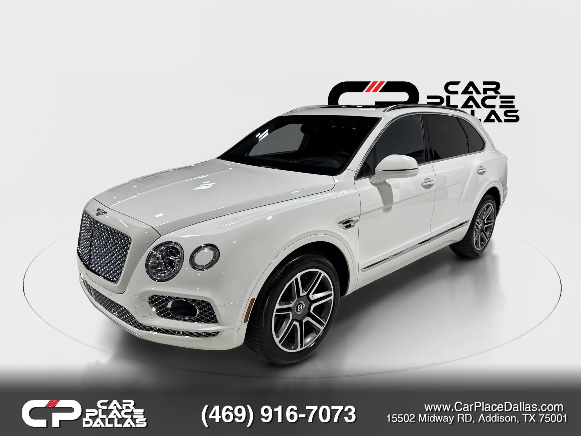 Used 2018 Bentley Bentayga AWD/4WD image 17