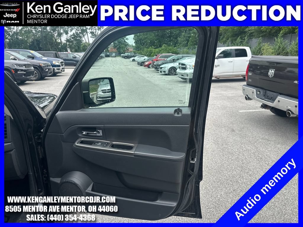 Used 2012 Jeep Liberty Limited Jet w/ Comfort/Convenience Group AWD/4WD image 25