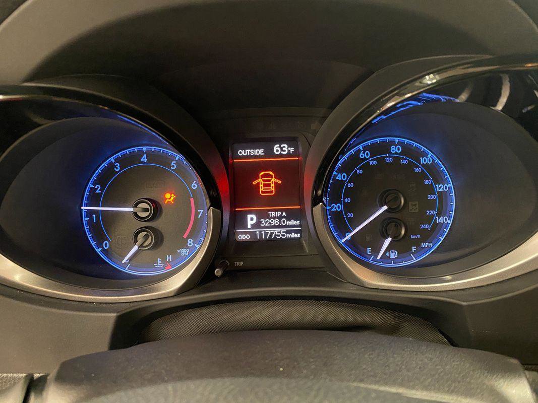 Used 2015 Toyota Corolla S image 4