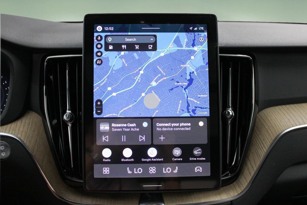 New 2026 Volvo XC60 B5 Core AWD/4WD image 36