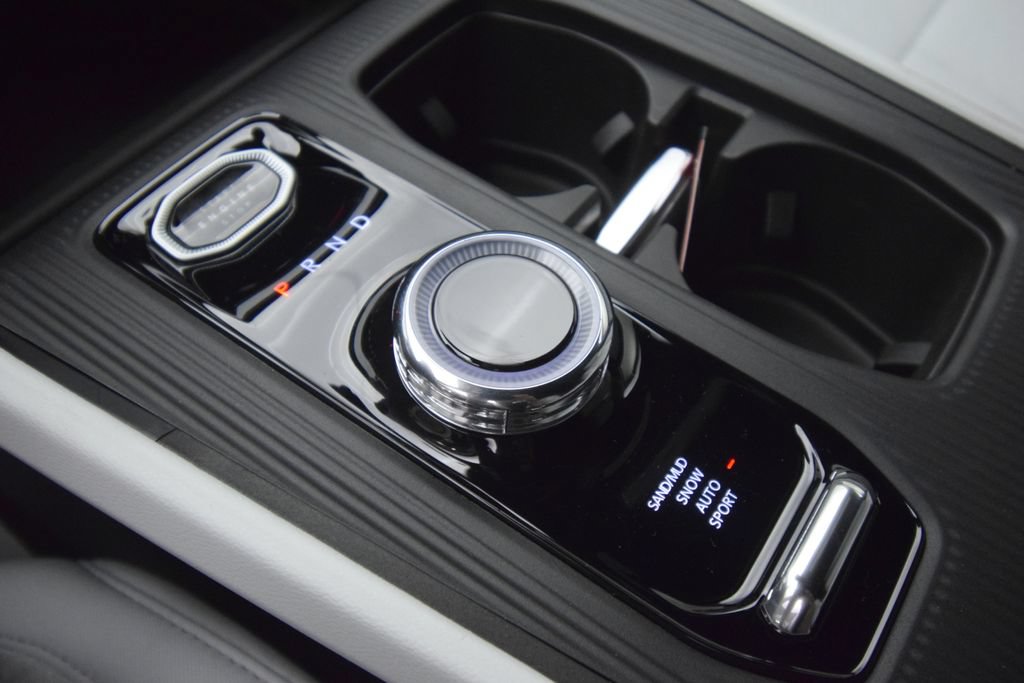 New 2026 Jeep Cherokee Laredo AWD/4WD image 21