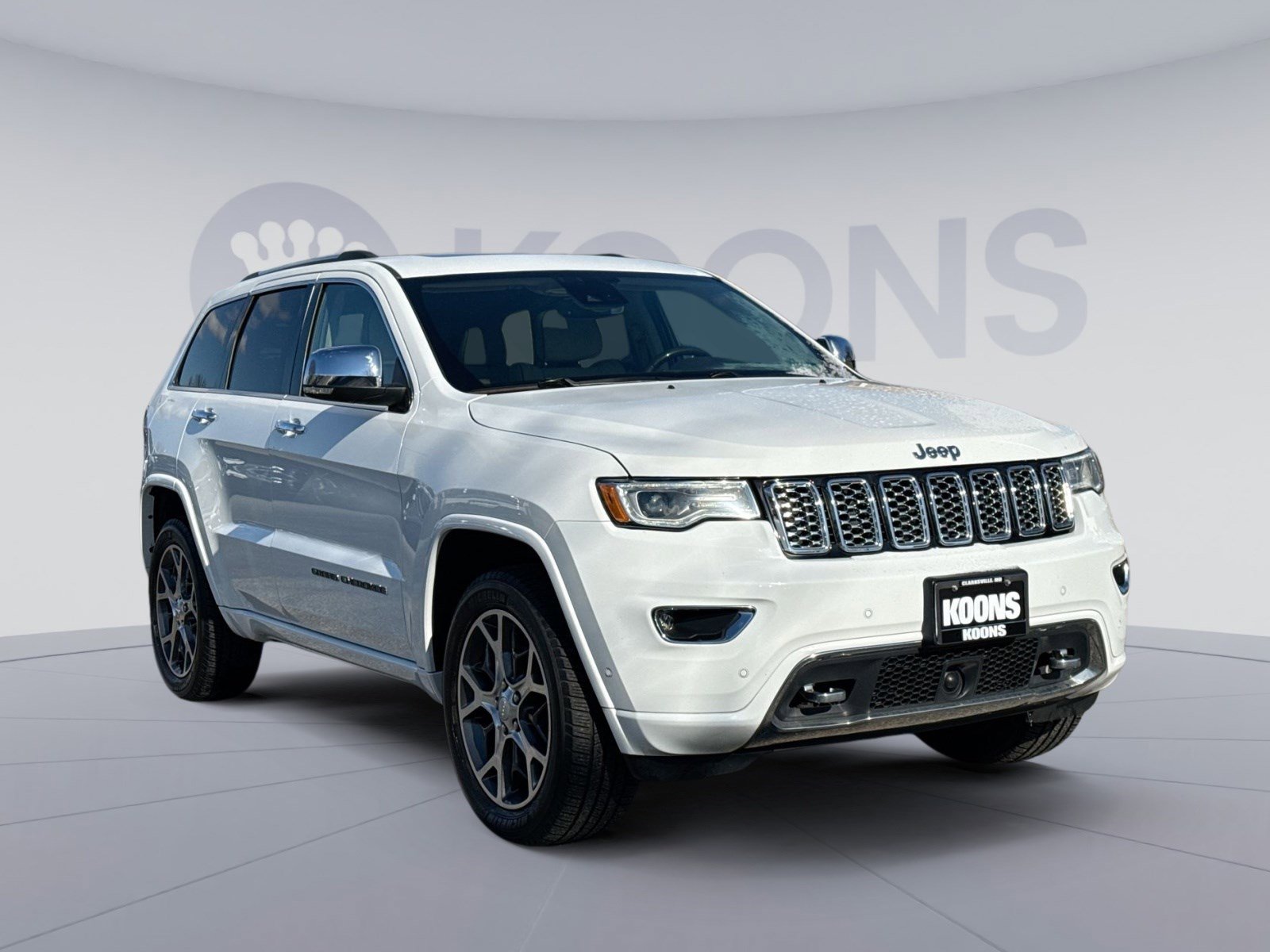 Used 2019 Jeep Grand Cherokee Overland image 10