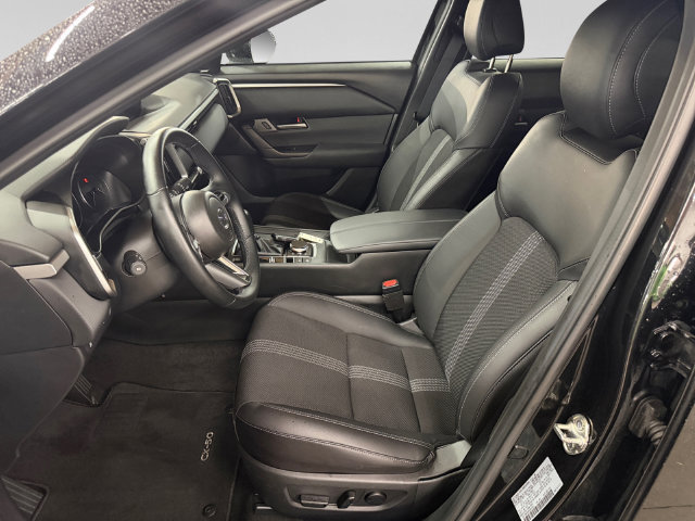 Used 2025 MAZDA CX-50 AWD 2.5 S w/ Premium Package image 12