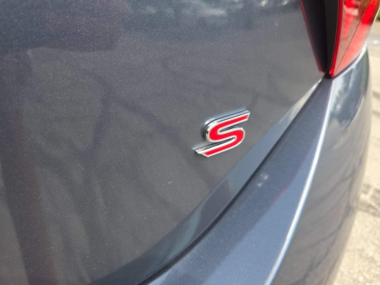 Used 2016 Toyota Corolla S FWD image 21