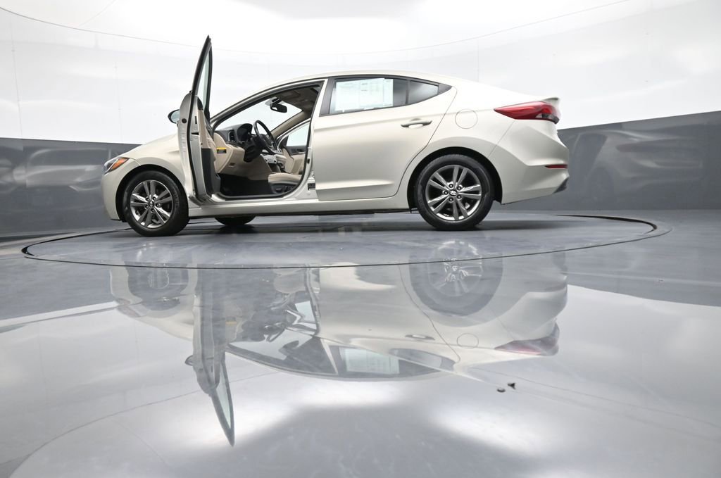 Used 2017 Hyundai Elantra Value Edition w/ Cargo Package image 48