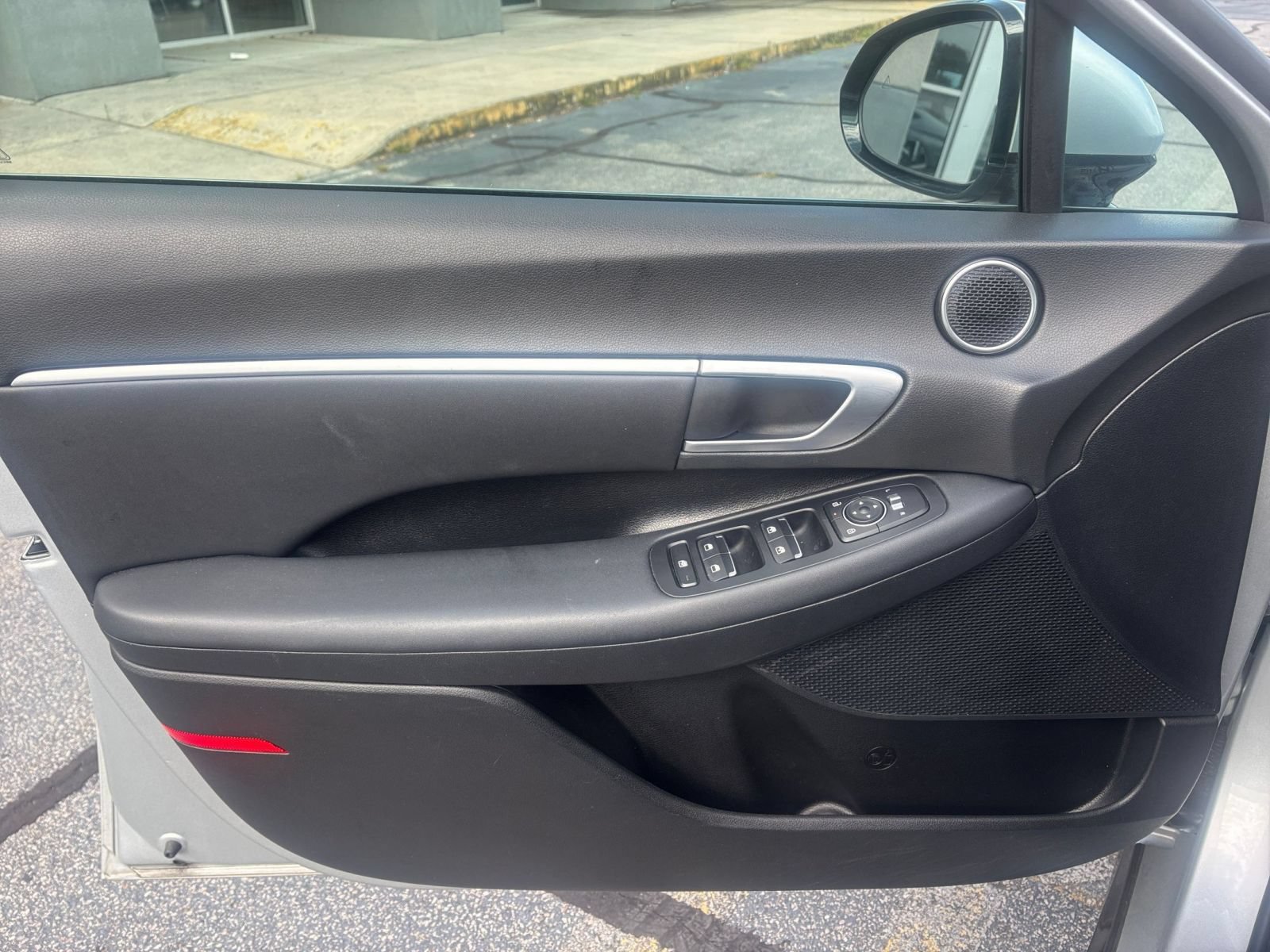 Used 2025 Hyundai Sonata SEL FWD image 18