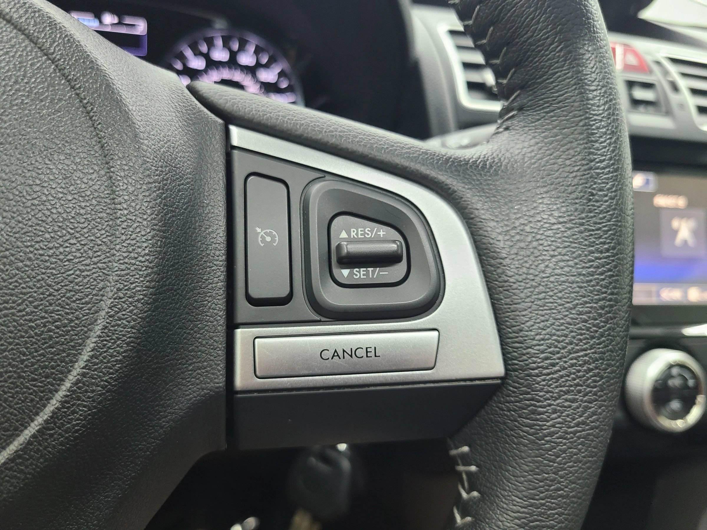 Used 2017 Subaru Forester 2.5i Limited AWD/4WD image 32