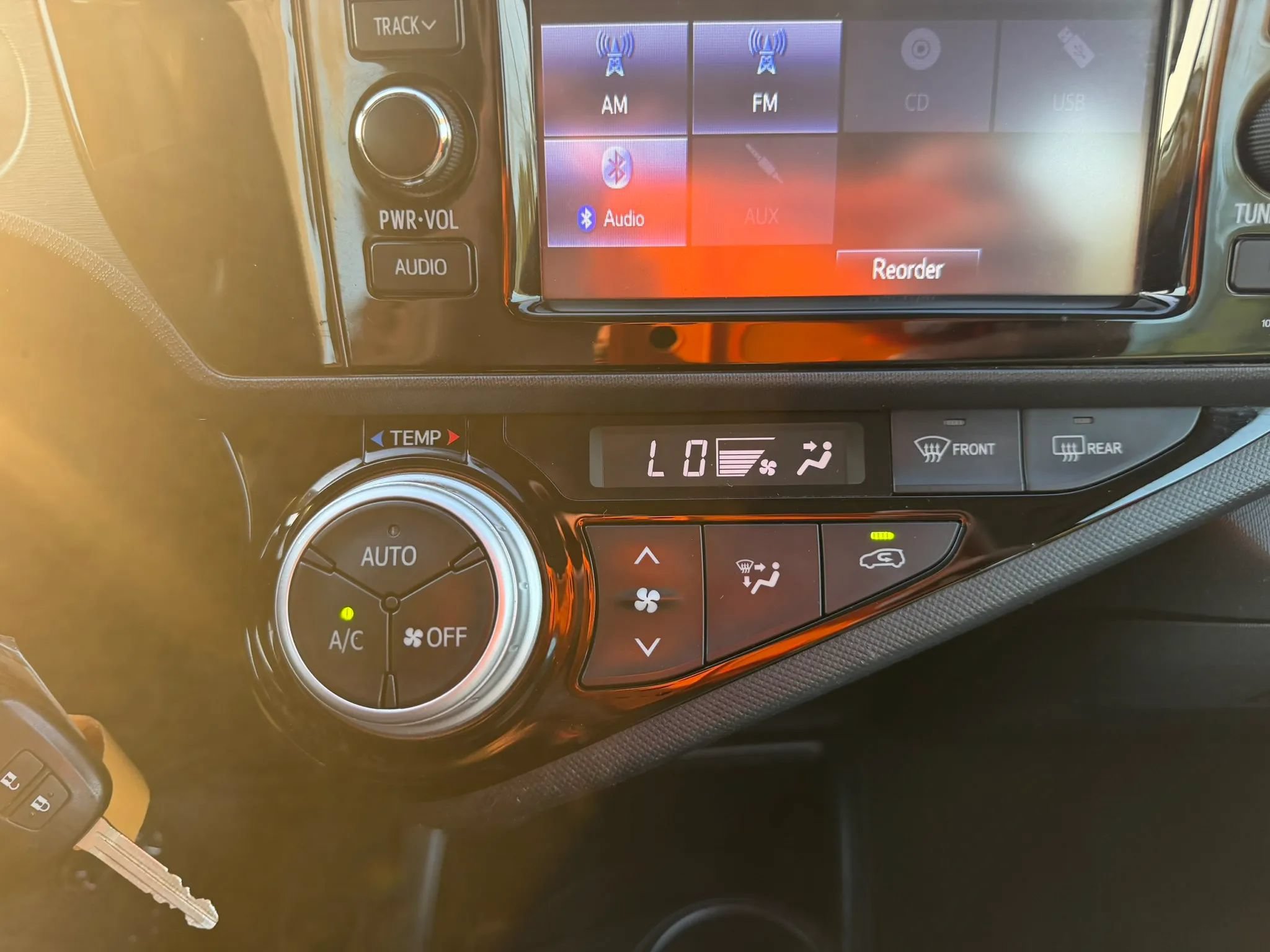 Used 2015 Toyota Prius C One FWD image 27