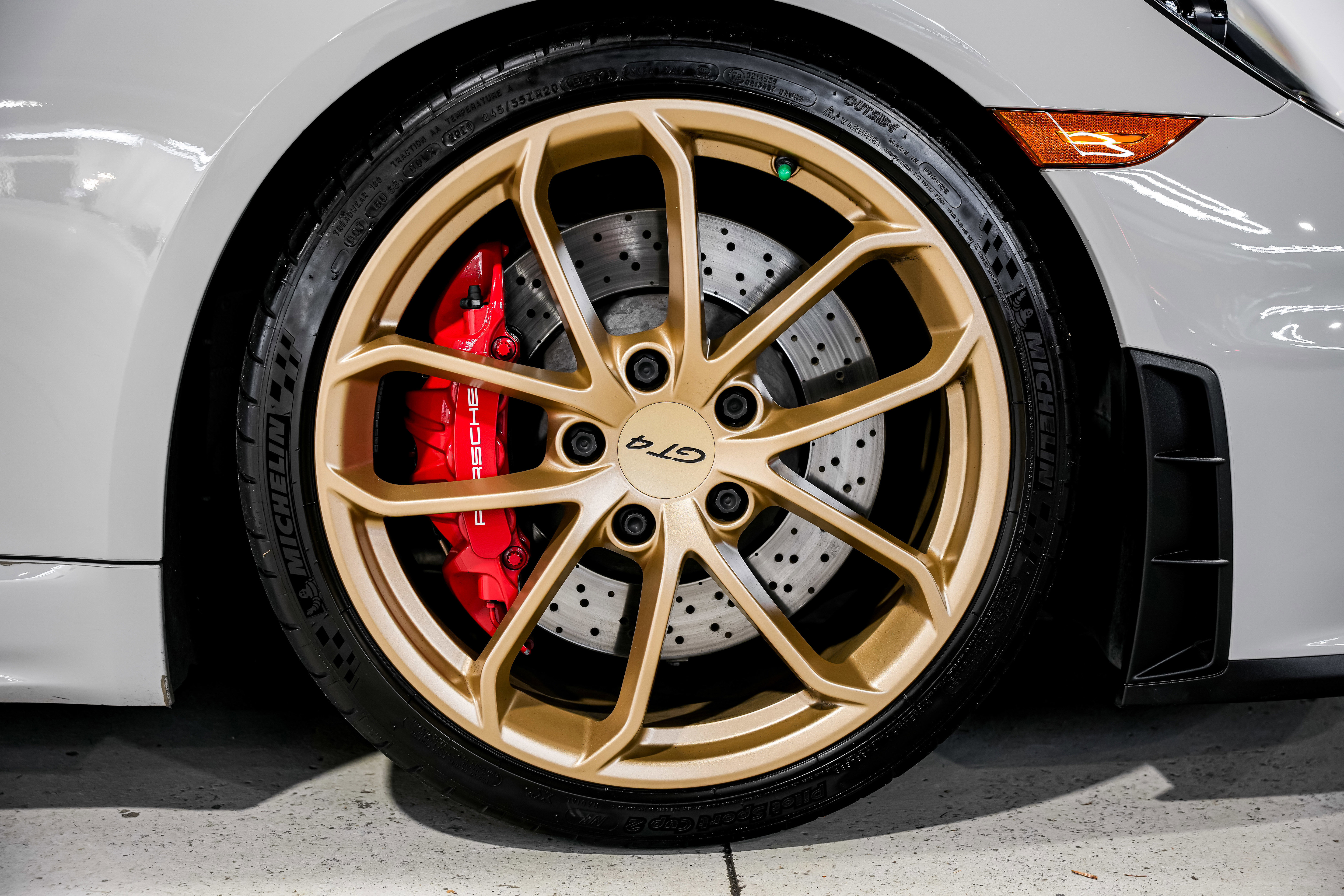 Used 2021 Porsche 718 Cayman GT4 image 46