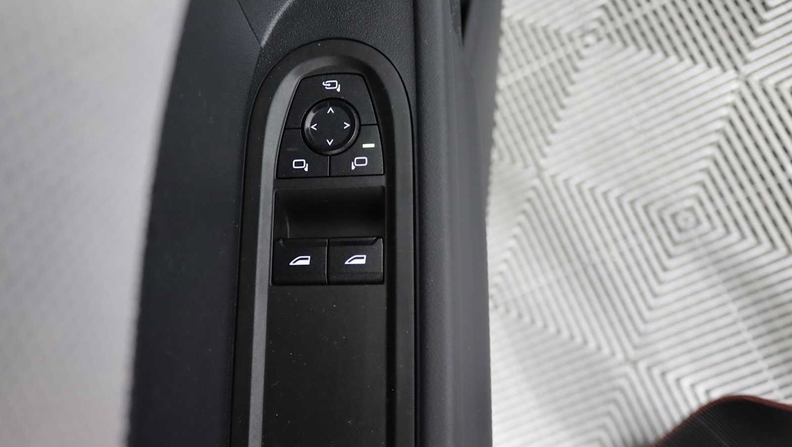 Used 2025 MINI Cooper S FWD image 15