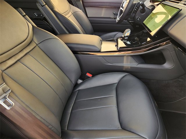 New 2026 Land Rover Range Rover Sport Dynamic SE image 10