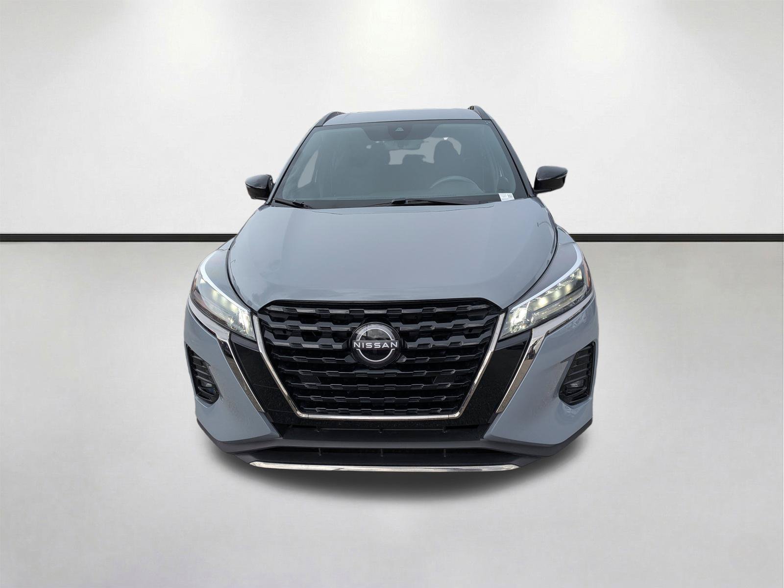 Used 2022 Nissan Kicks SR w/ Interior Electronics Package FWD image 10
