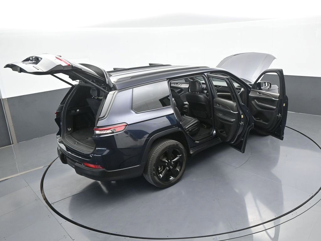 Used 2024 Jeep Grand Cherokee L Limited w/ Black Appearance Package image 70