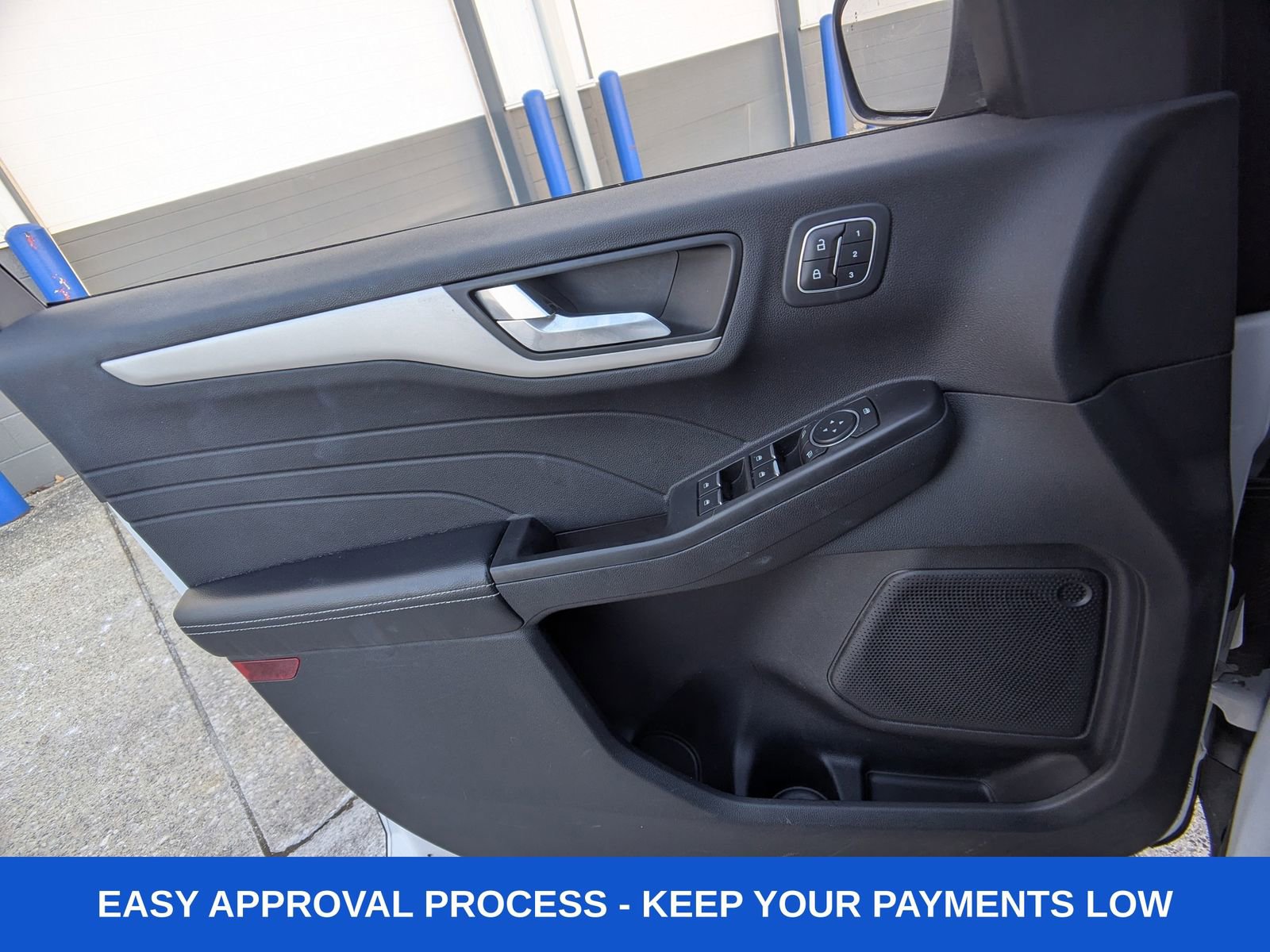 Used 2022 Ford Escape SEL w/ Technology Package image 25