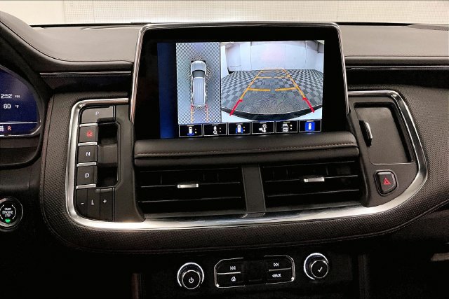 Used 2024 Chevrolet Suburban RST w/ Luxury Package AWD/4WD image 31
