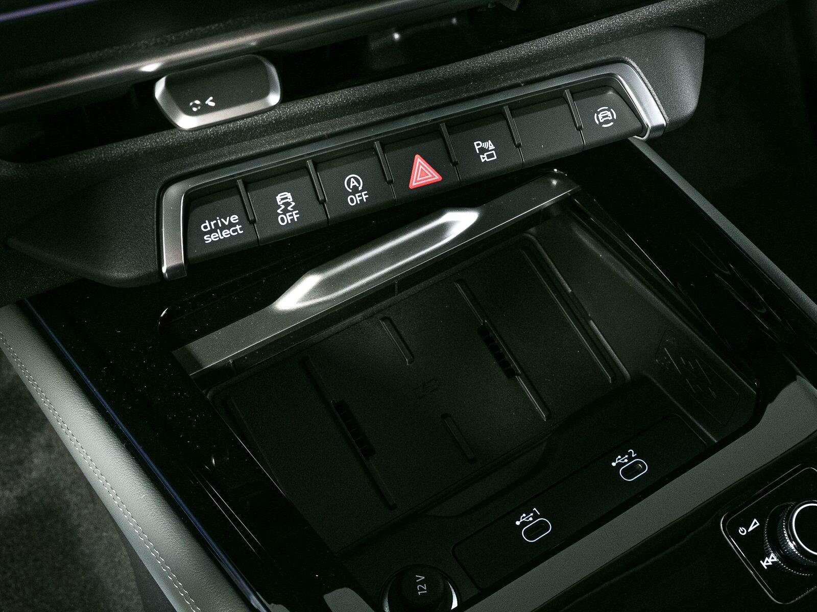 New 2026 Audi Q3 quattro 2.0T AWD/4WD image 18