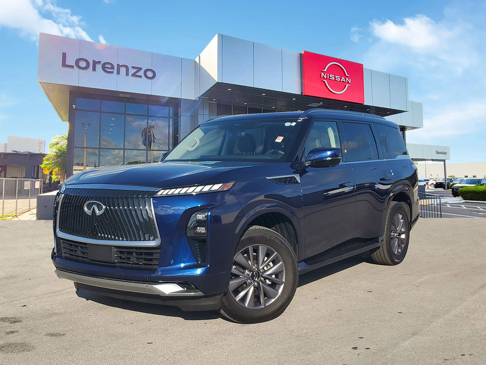 Used 2025 INFINITI QX80 Pure image 1