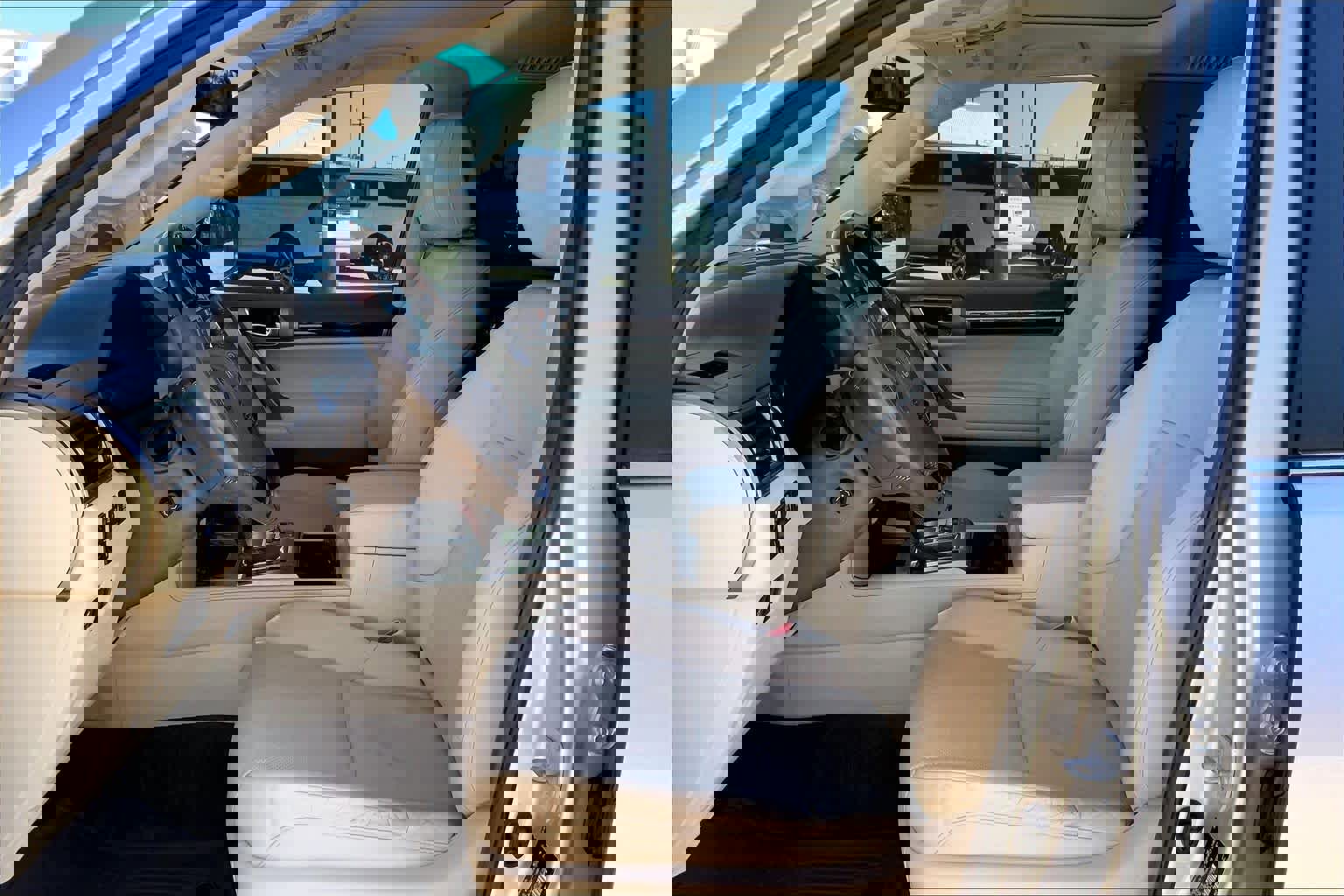 Used 2016 Lexus GX 460 image 8