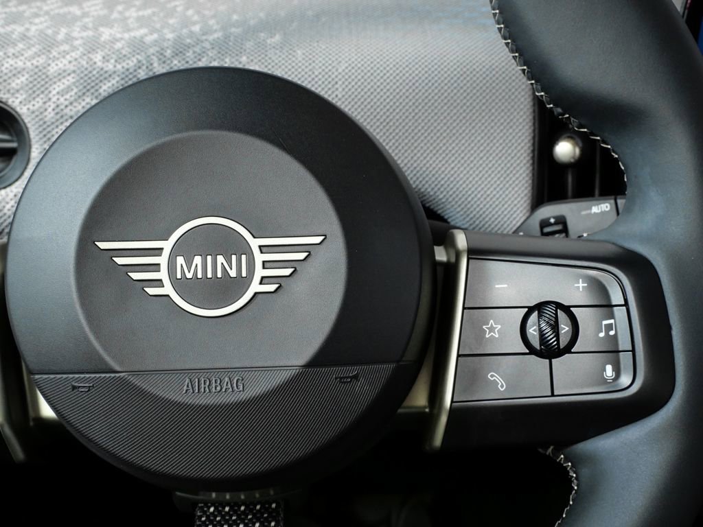 Used 2025 MINI Cooper S image 11