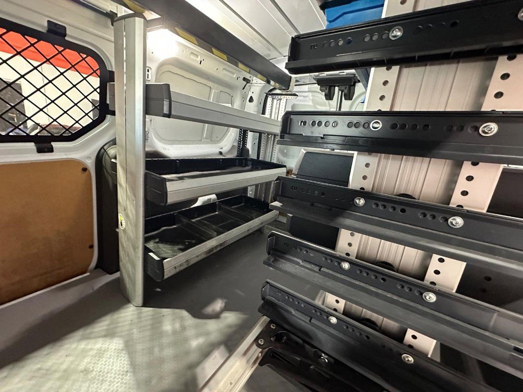 Used 2022 Ford Transit Connect XL image 15