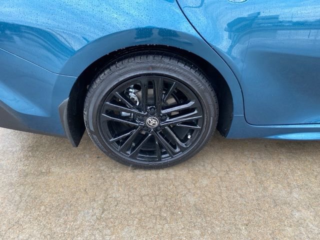 Used 2026 Toyota Camry SE w/ Multimedia Upgrade Package image 24