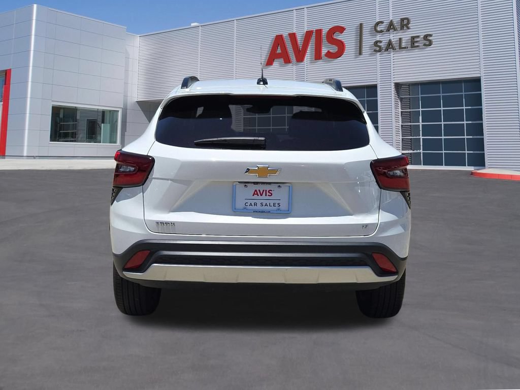 Used 2025 Chevrolet Trax LT w/ LT Convenience Package FWD image 7