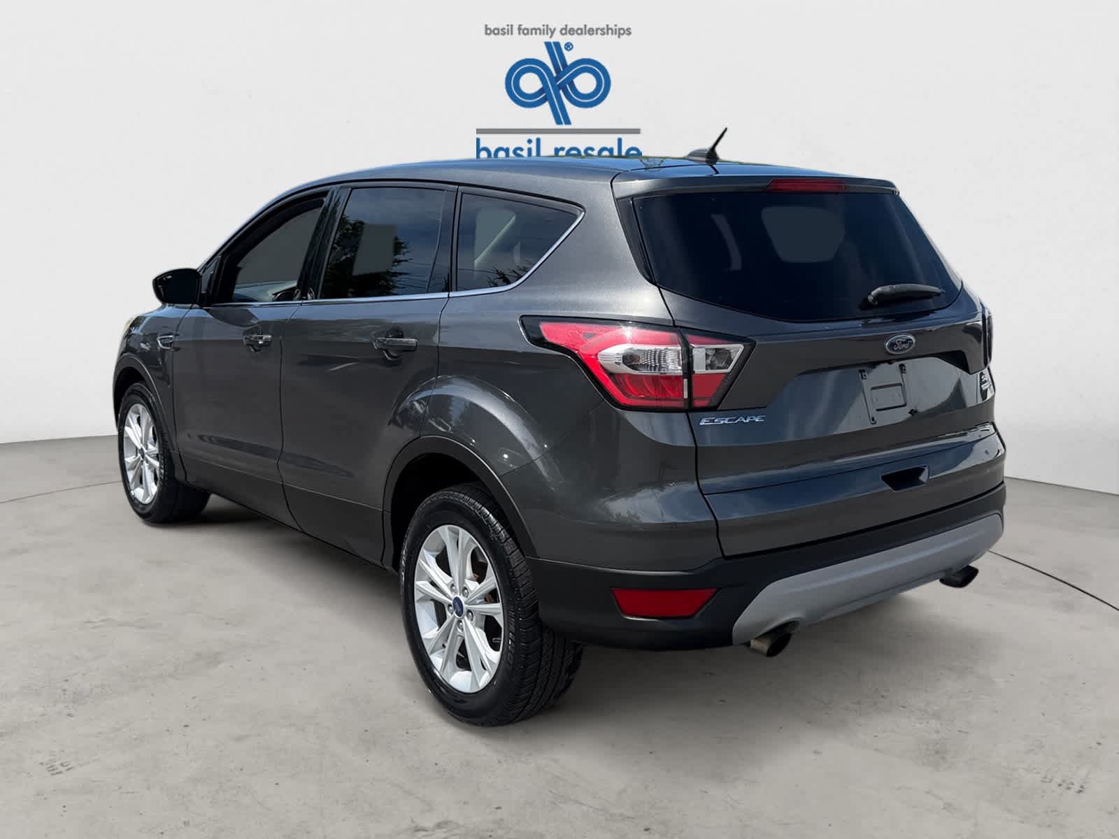 Used 2017 Ford Escape SE AWD/4WD image 5