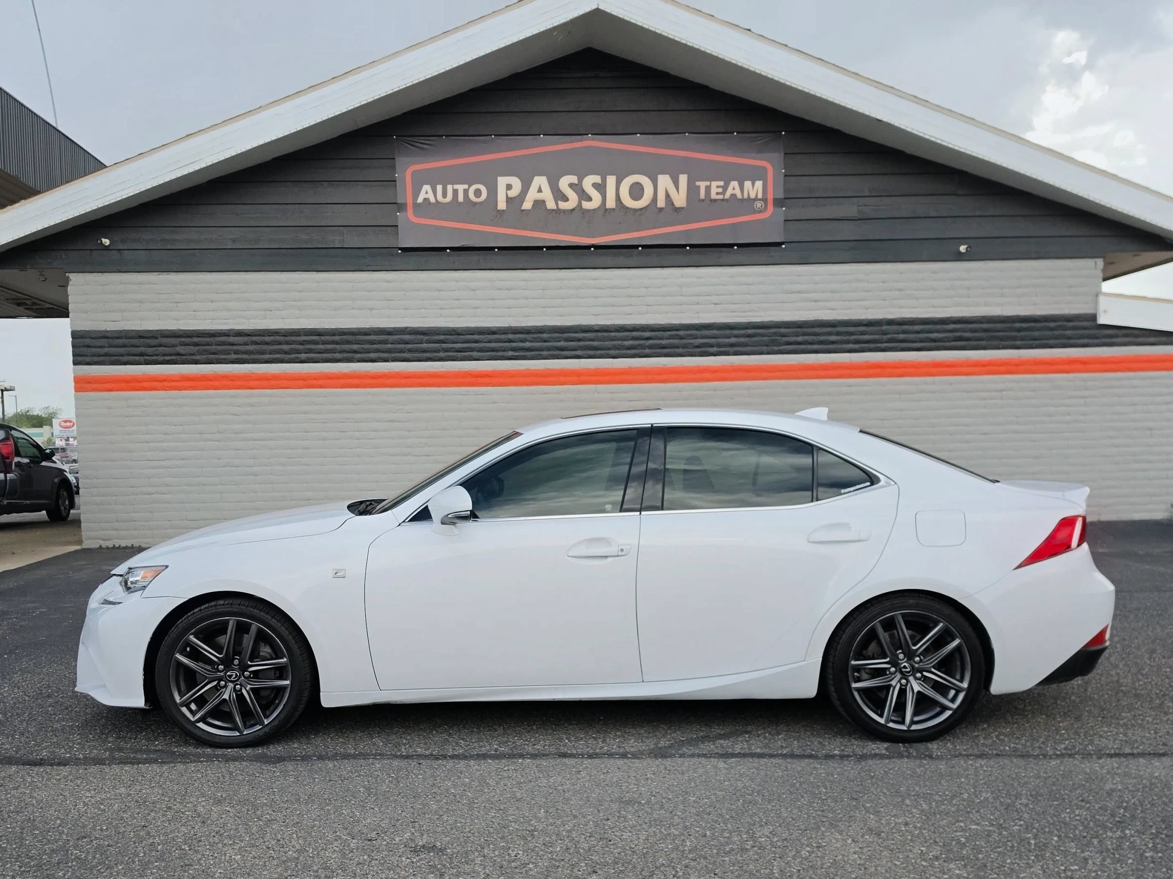 Used 2015 Lexus IS 350 w/ F-Sport Package RWD image 2