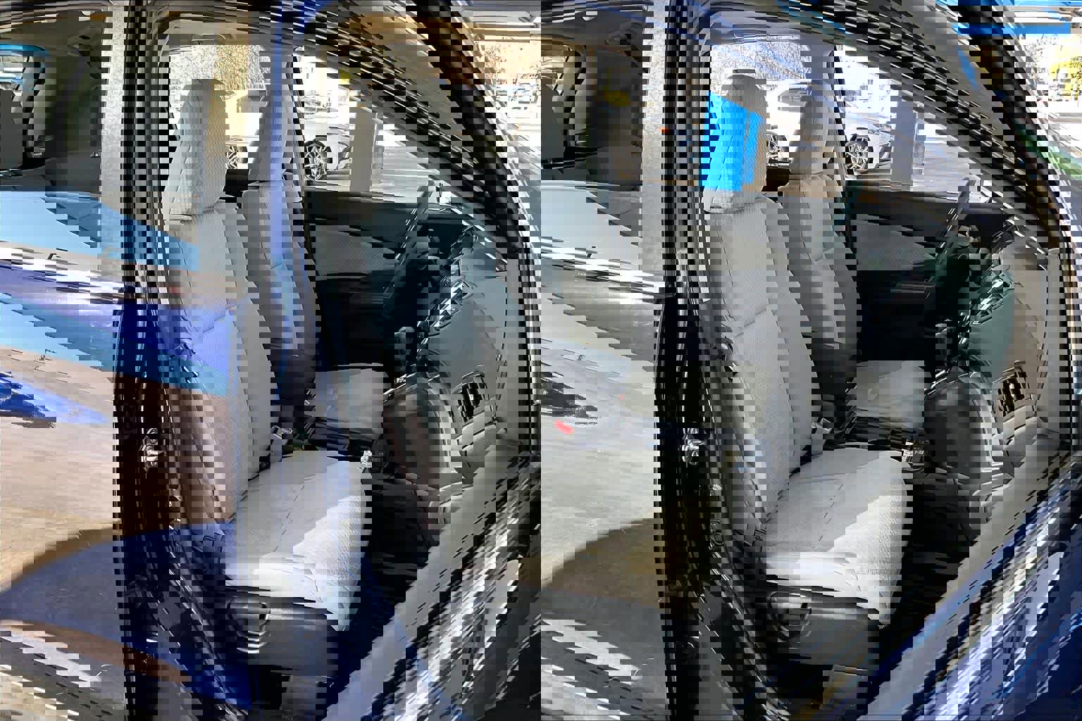 Used 2016 Honda CR-V EX image 9