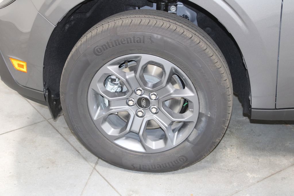 New 2025 Ford Maverick XLT w/ XLT Luxury Package image 18