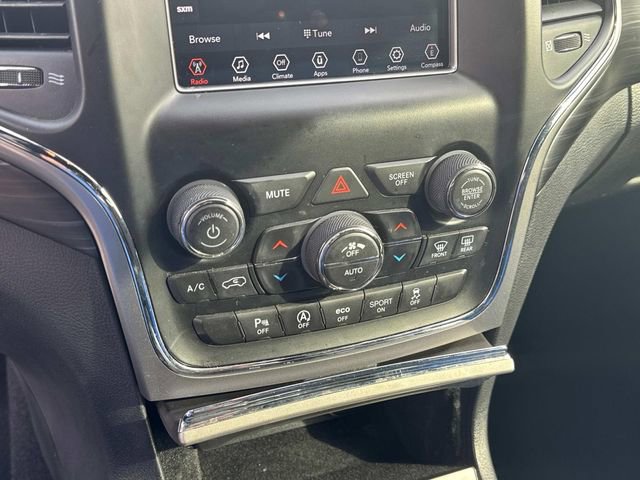 Used 2020 Jeep Grand Cherokee Laredo image 29