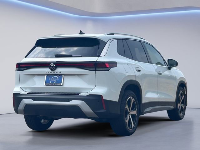 New 2026 Volkswagen Tiguan SE FWD image 5