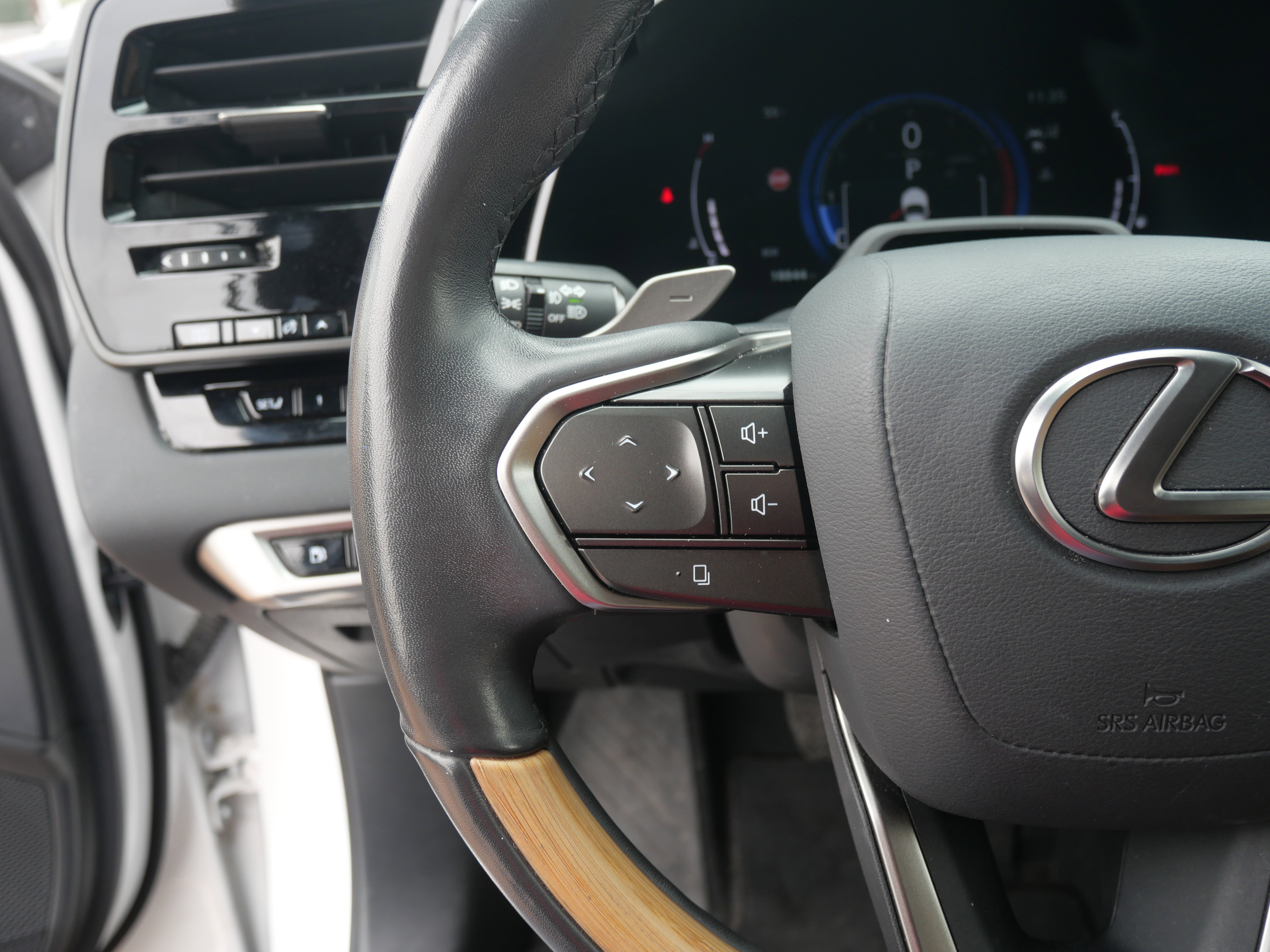 Certified 2024 Lexus RX 350 Premium Plus image 20