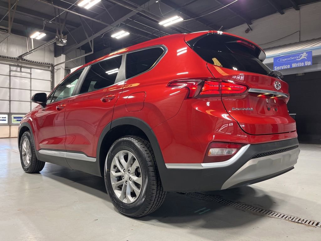 Used 2019 Hyundai Santa Fe SE AWD/4WD image 5