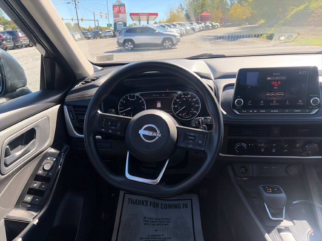 Used 2024 Nissan Rogue S AWD/4WD image 14
