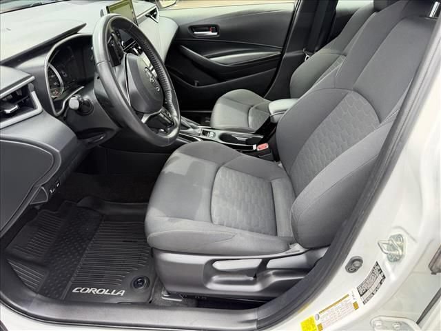 Used 2022 Toyota Corolla SE FWD image 7