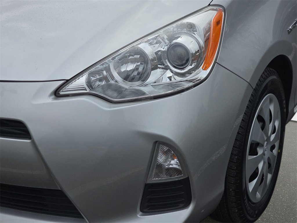 Used 2012 Toyota Prius C Two image 28