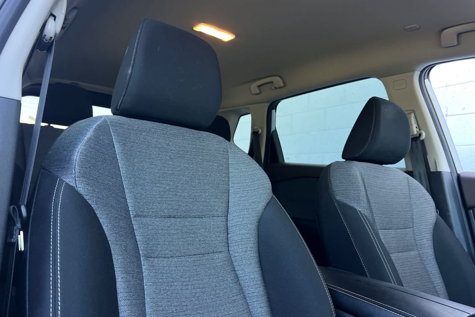 Used 2023 Nissan Rogue SV FWD image 18