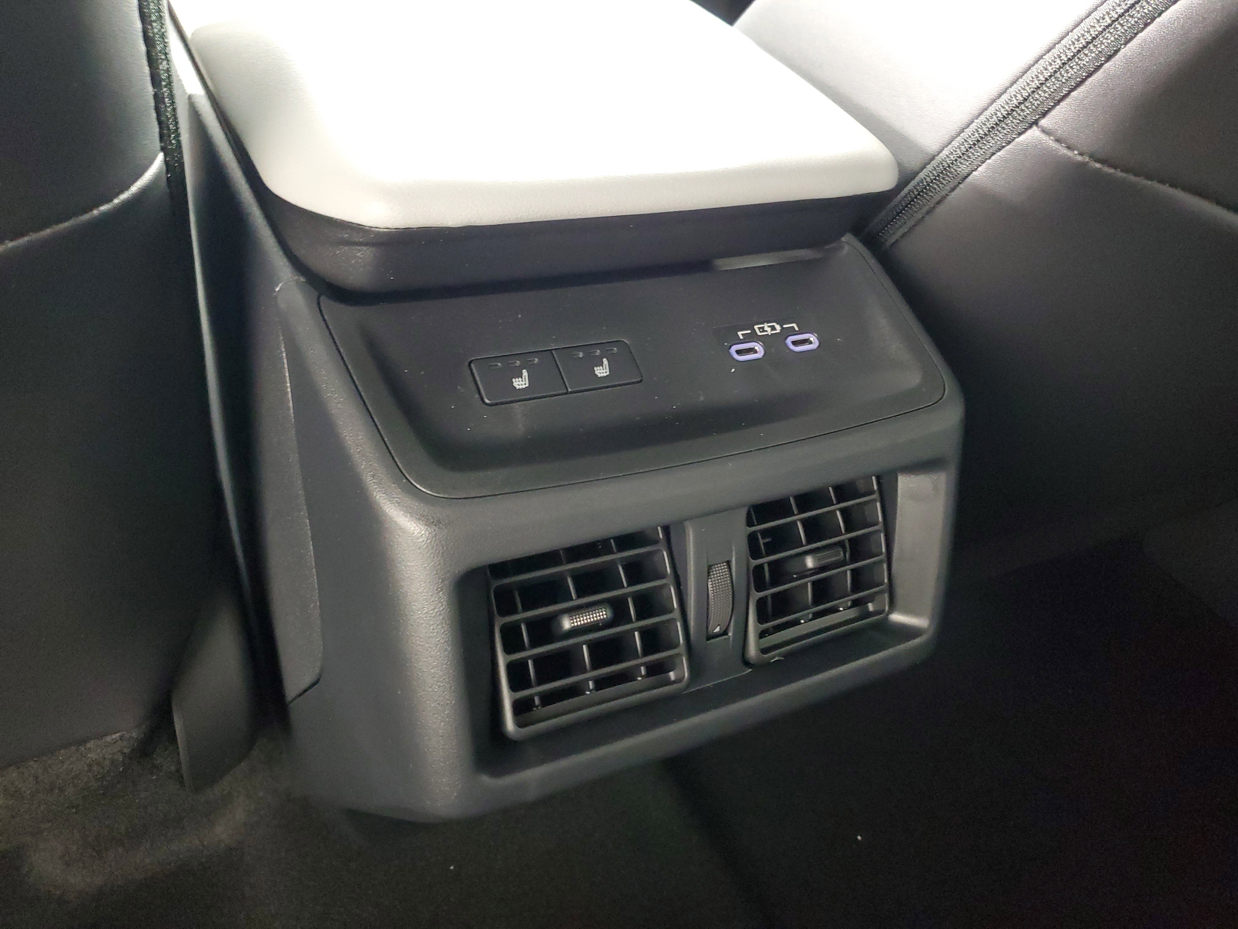 New 2026 Subaru Solterra Limited image 16