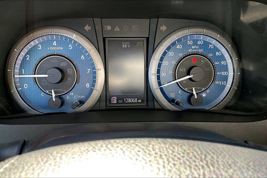 Used 2018 Toyota Sienna XLE AWD/4WD image 2