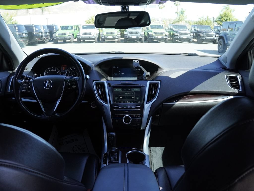 Used 2017 Acura TLX FWD image 29