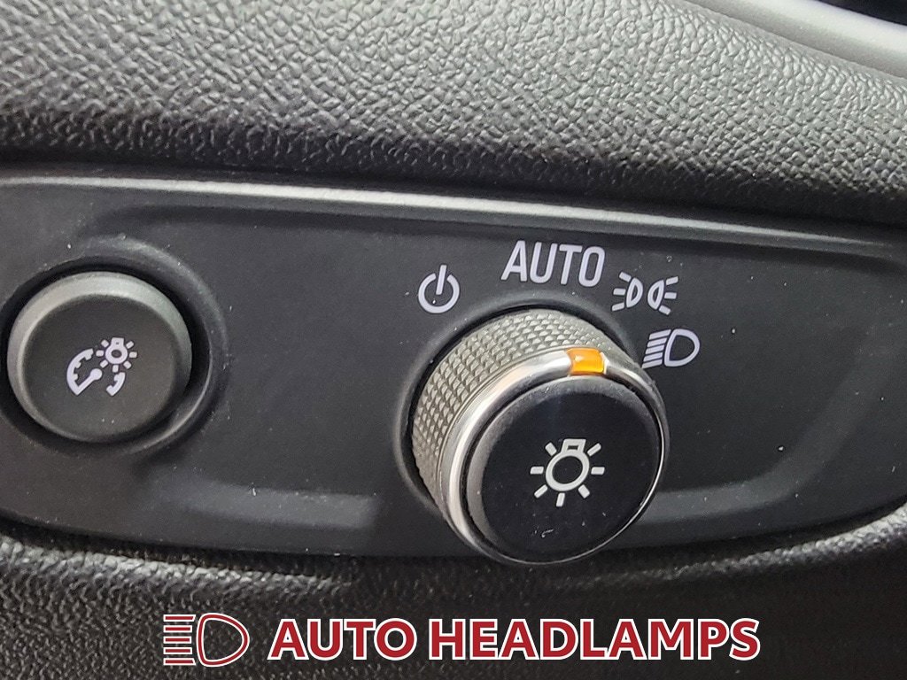 Used 2024 Chevrolet Malibu LT FWD image 27