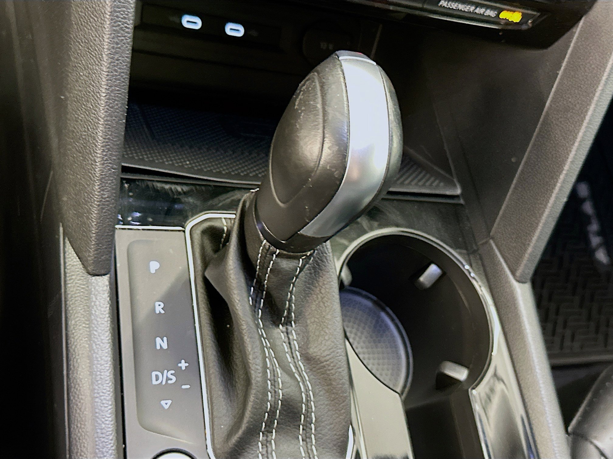 Used 2022 Volkswagen Atlas SE image 25