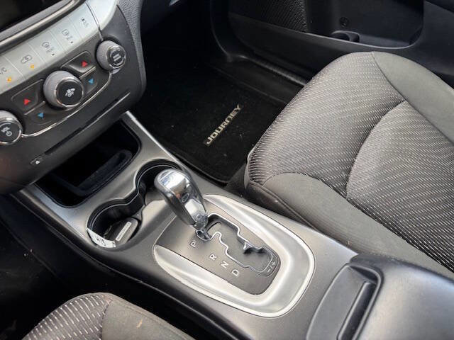 Used 2012 Dodge Journey SXT w/ Popular Equipment Group FWD image 38