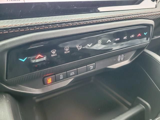New 2026 Jeep Cherokee Limited AWD/4WD image 16