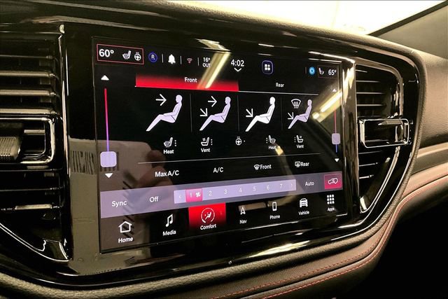 Used 2025 Dodge Durango R/T image 39