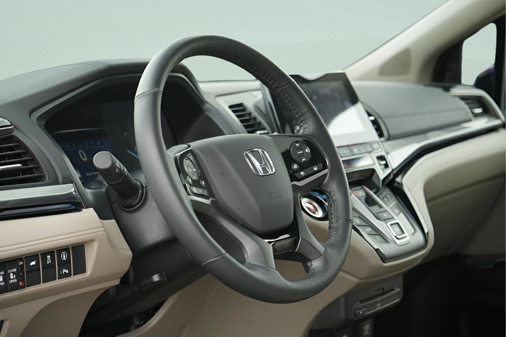 Used 2023 Honda Odyssey Elite image 31