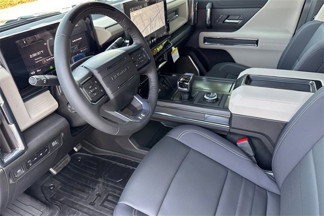 New 2026 GMC Hummer EV SUV w/ LPO, Sport Package image 10