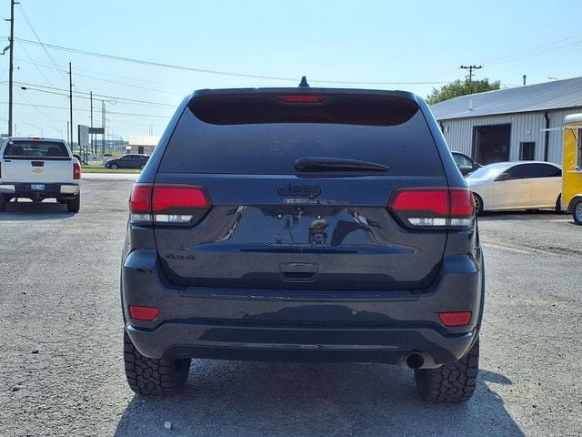 Used 2018 Jeep Grand Cherokee Altitude AWD/4WD image 21