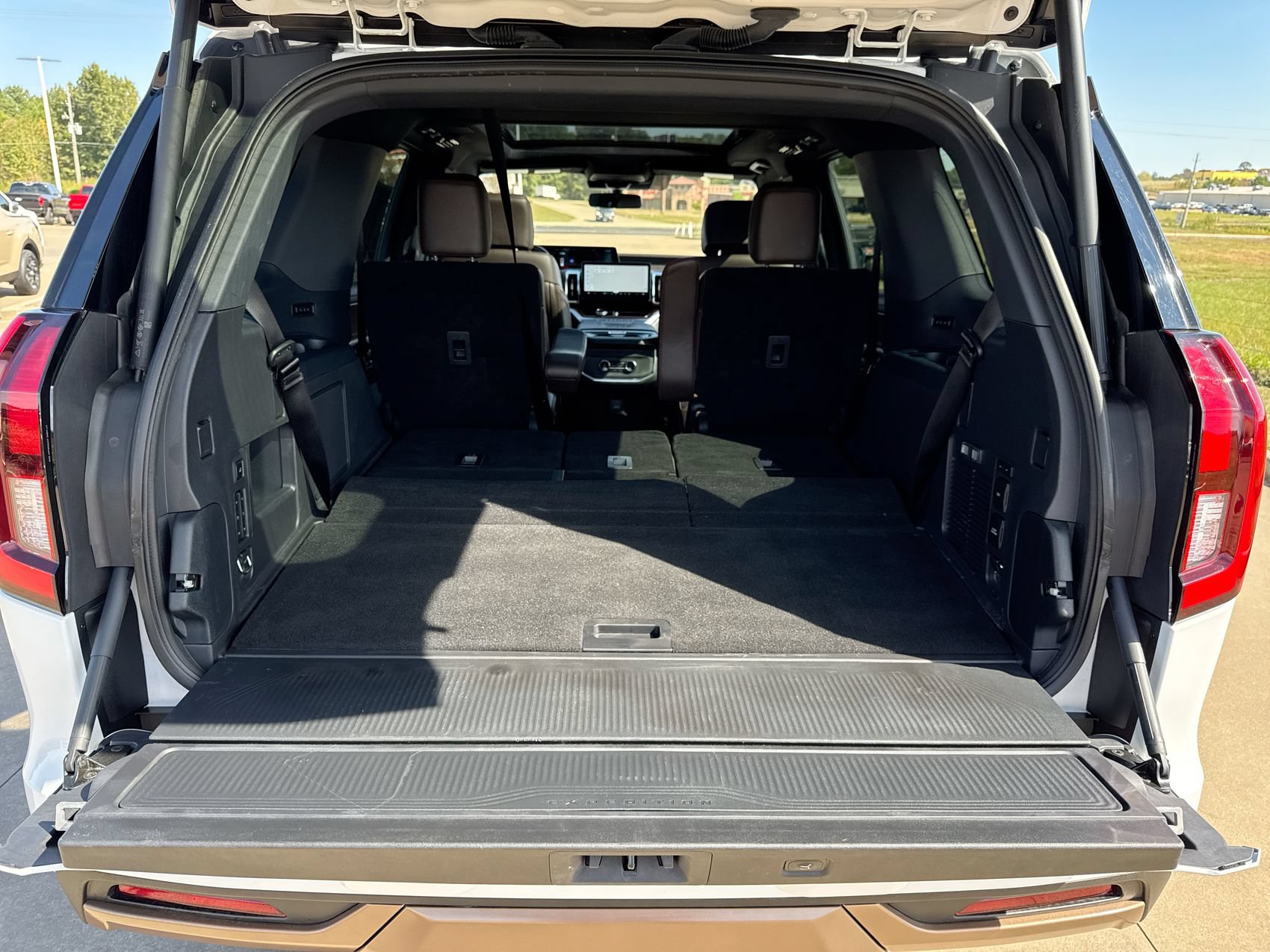Used 2025 Ford Expedition King Ranch AWD/4WD image 28